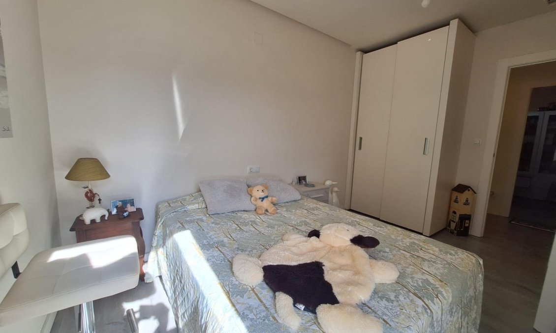 Resale - Apartment -
Orihuela Costa - Los Dolses