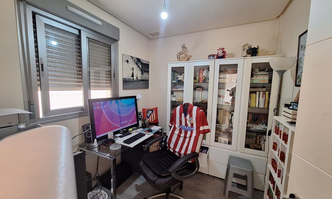 Resale - Apartment -
Orihuela Costa - Los Dolses