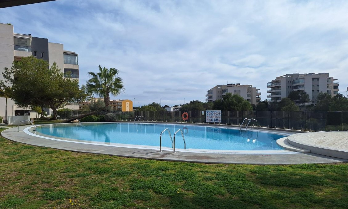 Resale - Apartment -
Orihuela Costa - Los Dolses
