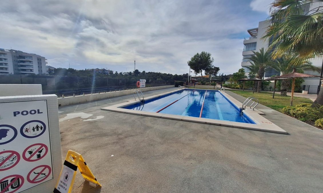 Resale - Apartment -
Orihuela Costa - Los Dolses
