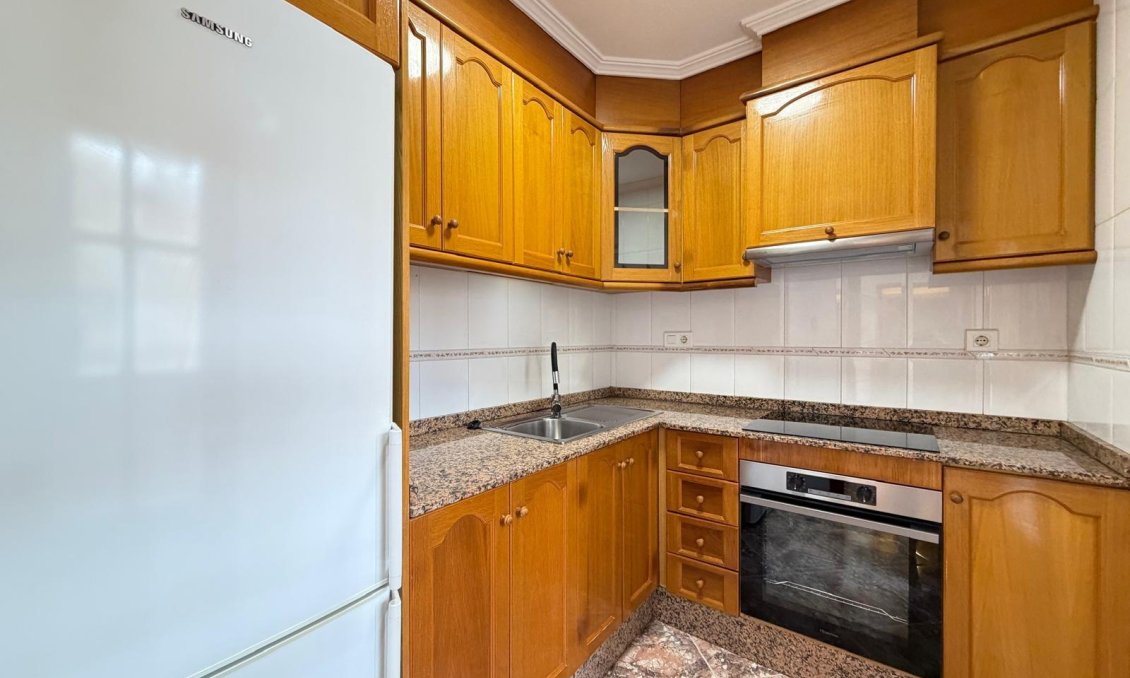 Resale - Apartment -
Torrevieja - Playa de los Locos