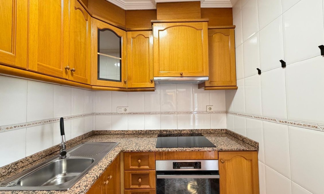 Resale - Apartment -
Torrevieja - Playa de los Locos