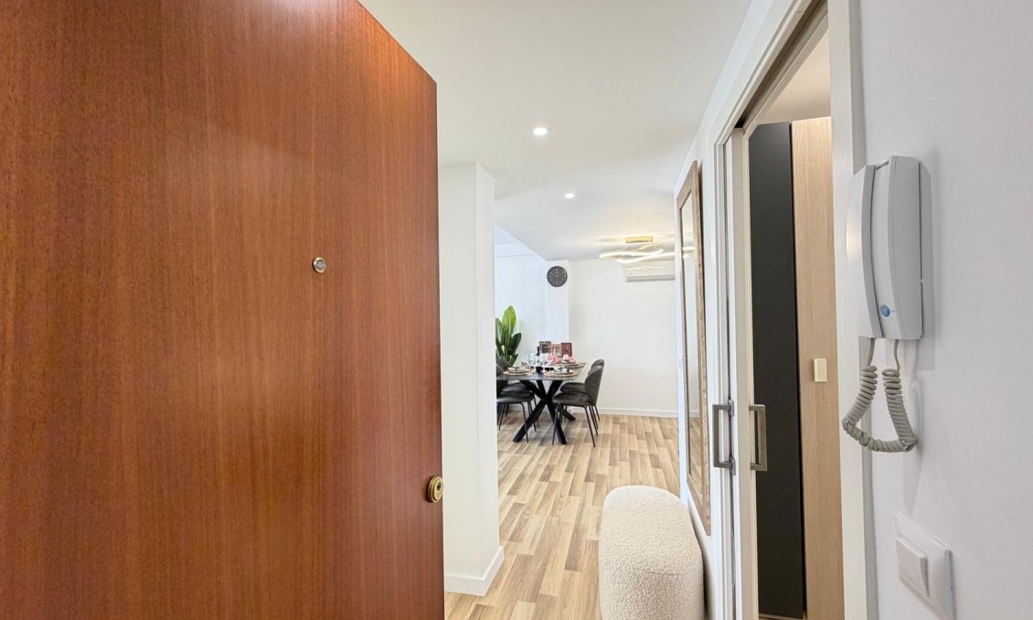 Használt Ingatlanok - Apartman -
Torrevieja - Centrum