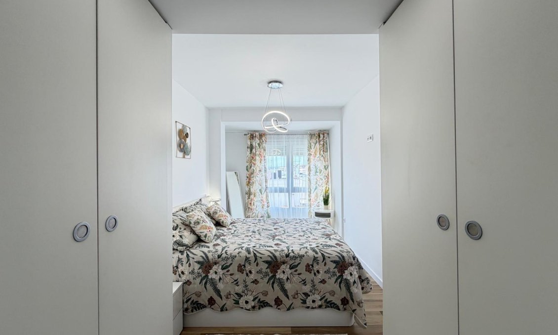 Használt Ingatlanok - Apartman -
Torrevieja - Centrum