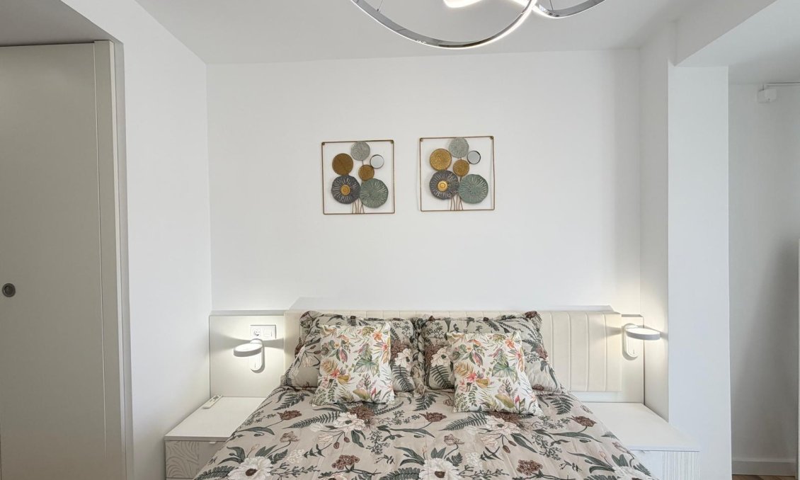 Használt Ingatlanok - Apartman -
Torrevieja - Centrum