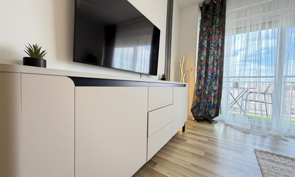 Használt Ingatlanok - Apartman -
Torrevieja - Centrum