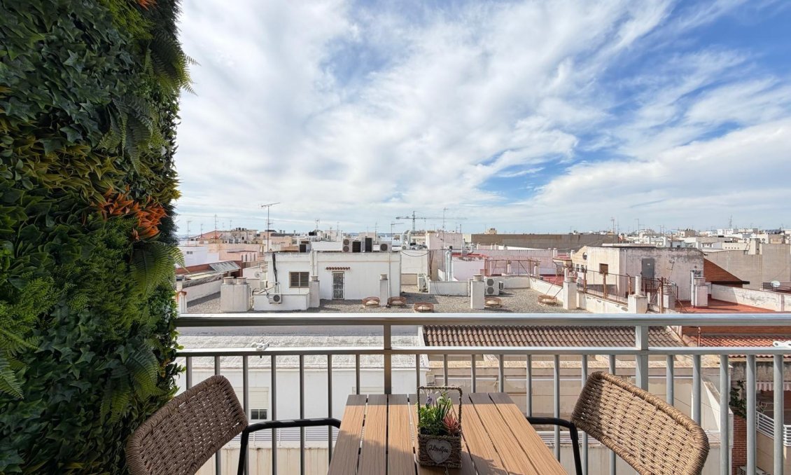 Használt Ingatlanok - Apartman -
Torrevieja - Centrum