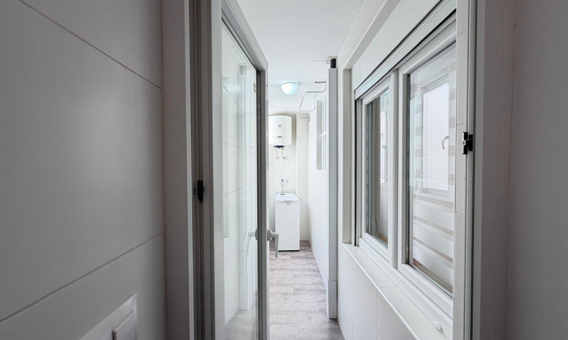 Használt Ingatlanok - Apartman -
Torrevieja - Centrum