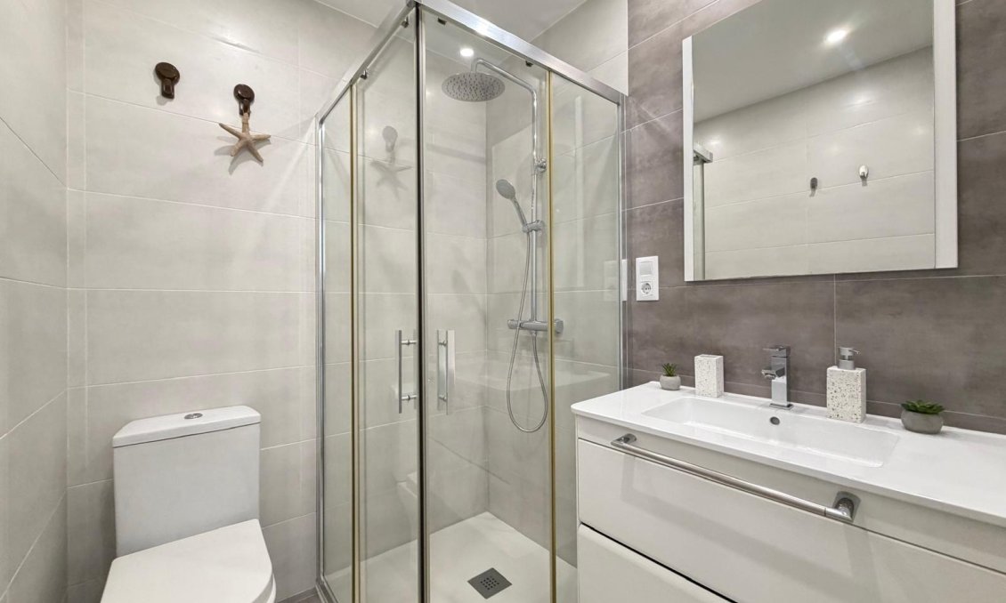 Használt Ingatlanok - Apartman -
Torrevieja - Centrum