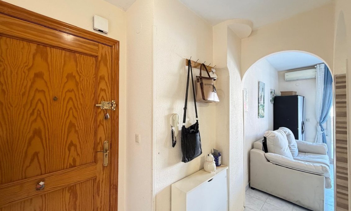 Használt Ingatlanok - Tetőtéri lakás -
Torrevieja - Acequion
