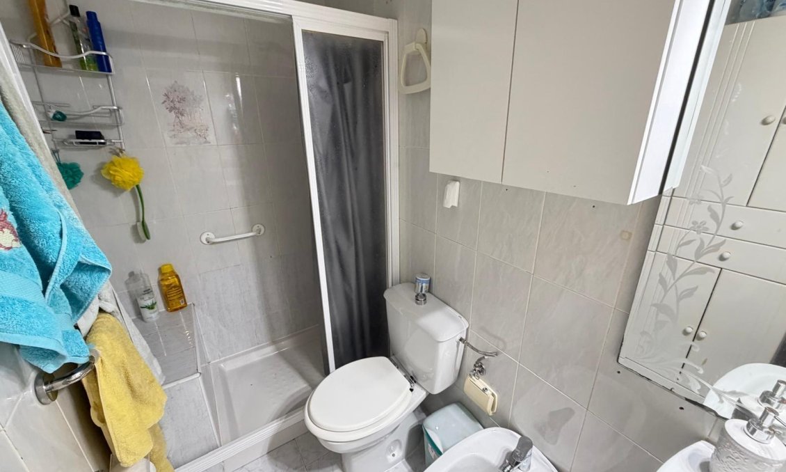 Használt Ingatlanok - Tetőtéri lakás -
Torrevieja - Acequion