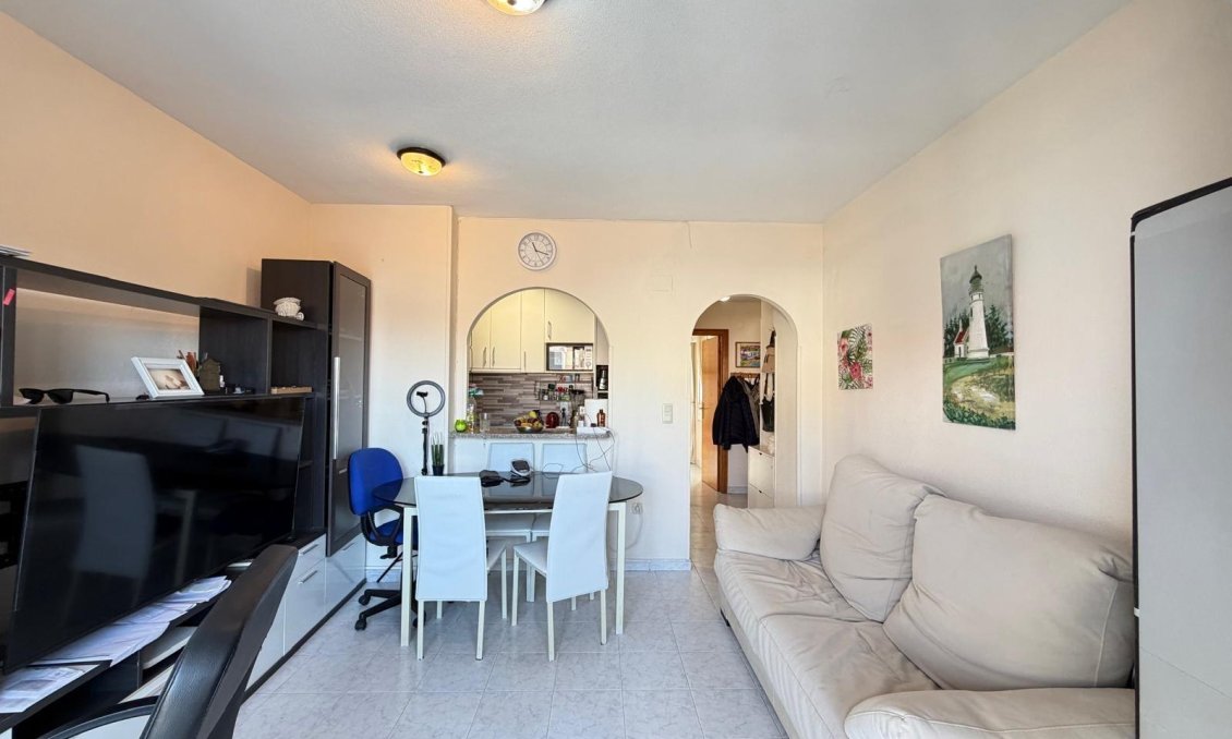 Használt Ingatlanok - Tetőtéri lakás -
Torrevieja - Acequion