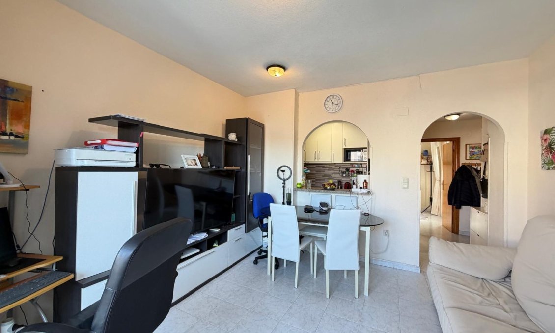 Használt Ingatlanok - Tetőtéri lakás -
Torrevieja - Acequion