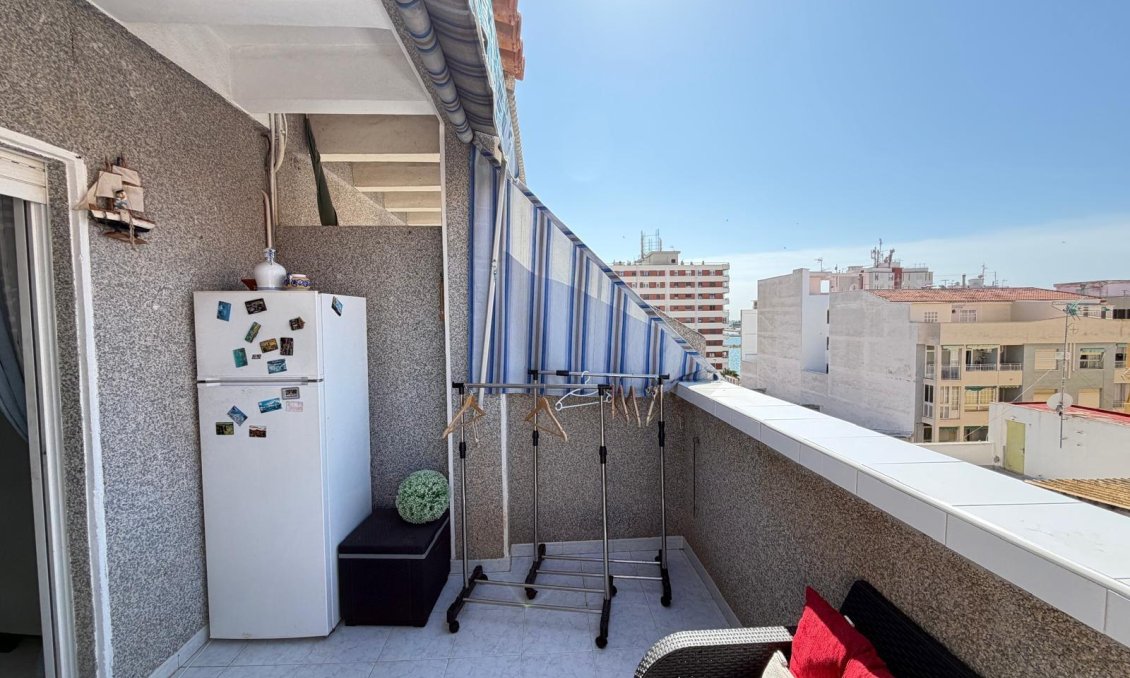 Használt Ingatlanok - Tetőtéri lakás -
Torrevieja - Acequion