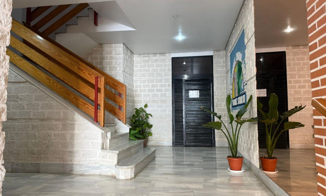 Revânzare - Apartament -
Torrevieja - Centro