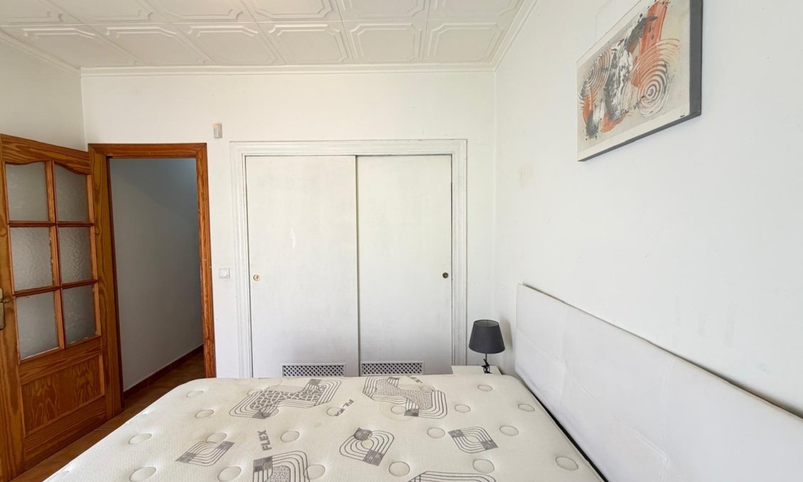 Wiederverkauf - Stadthaus -
Torrevieja - Nueva Torrevieja
