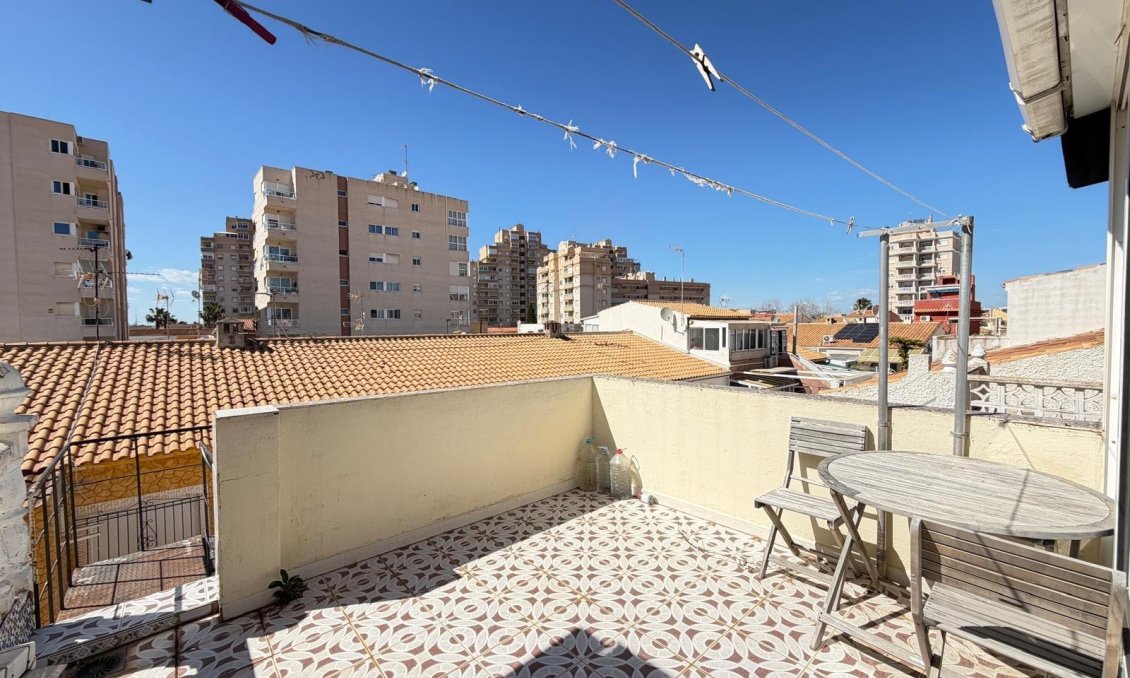 Wiederverkauf - Stadthaus -
Torrevieja - Nueva Torrevieja