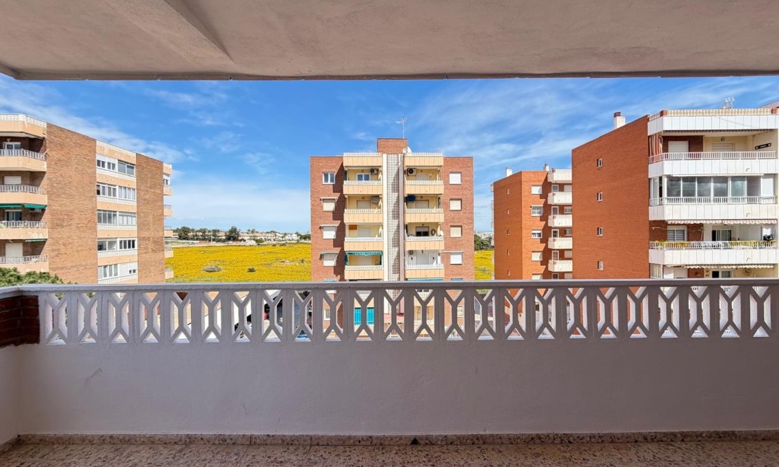 Revânzare - Apartament -
Torrevieja - Punta Prima
