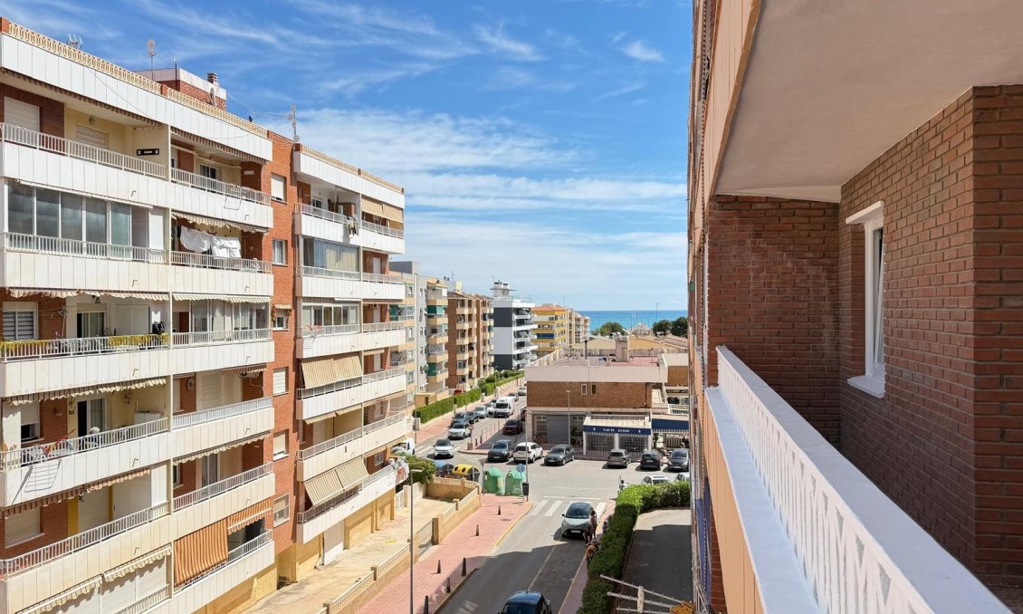 Revânzare - Apartament -
Torrevieja - Punta Prima