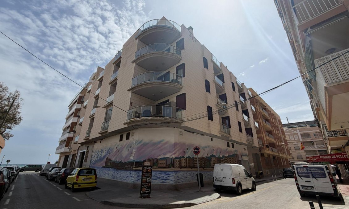 Wiederverkauf - Wohnung -
Torrevieja - Playa de los Locos