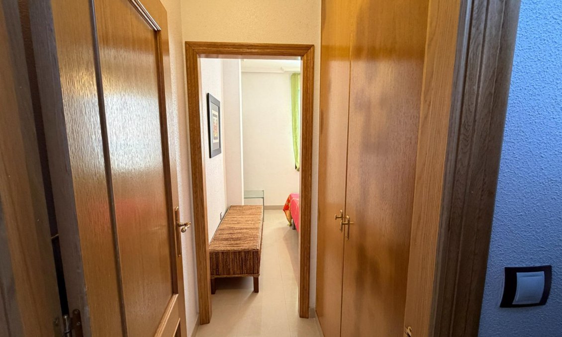 Wiederverkauf - Wohnung -
Torrevieja - Playa de los Locos