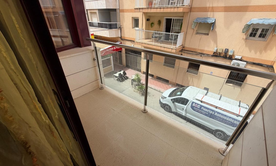 Wiederverkauf - Wohnung -
Torrevieja - Playa de los Locos