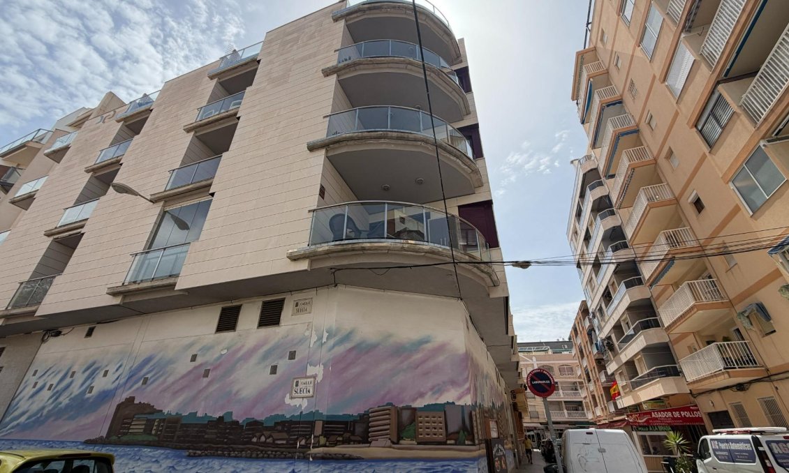 Wiederverkauf - Wohnung -
Torrevieja - Playa de los Locos