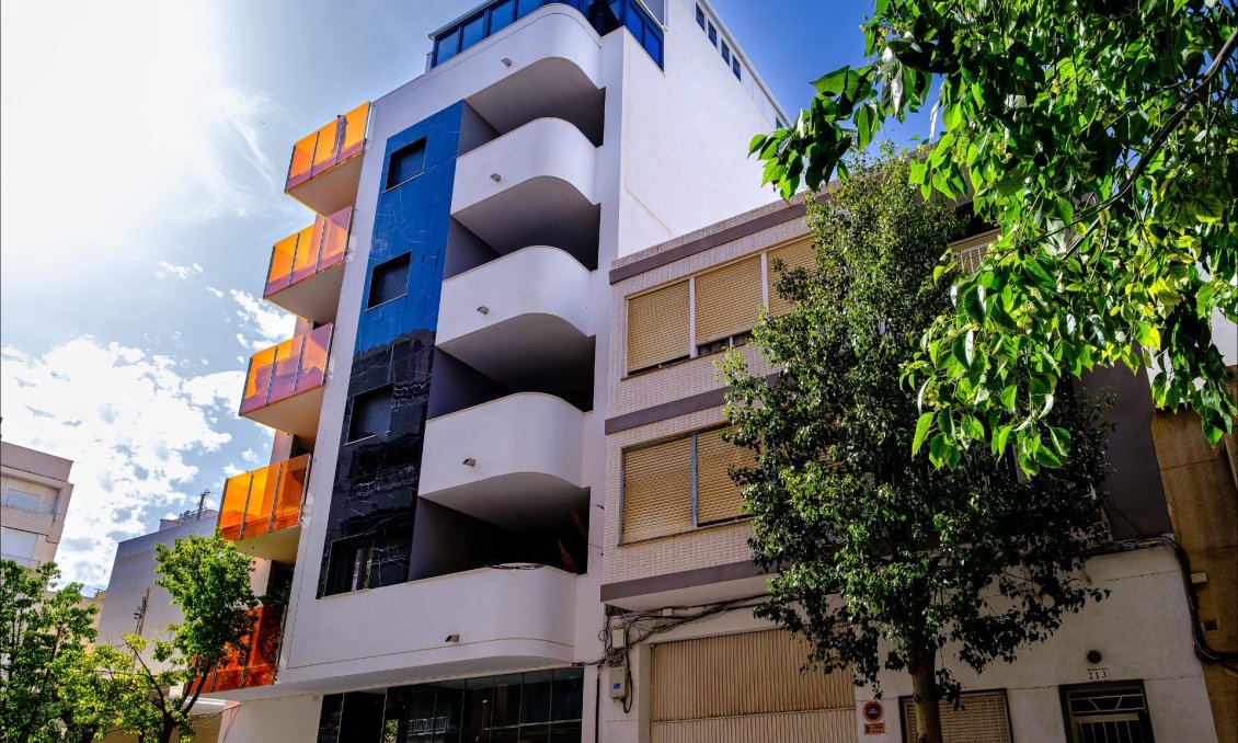 Használt Ingatlanok - Apartman -
Torrevieja - Playa del Cura