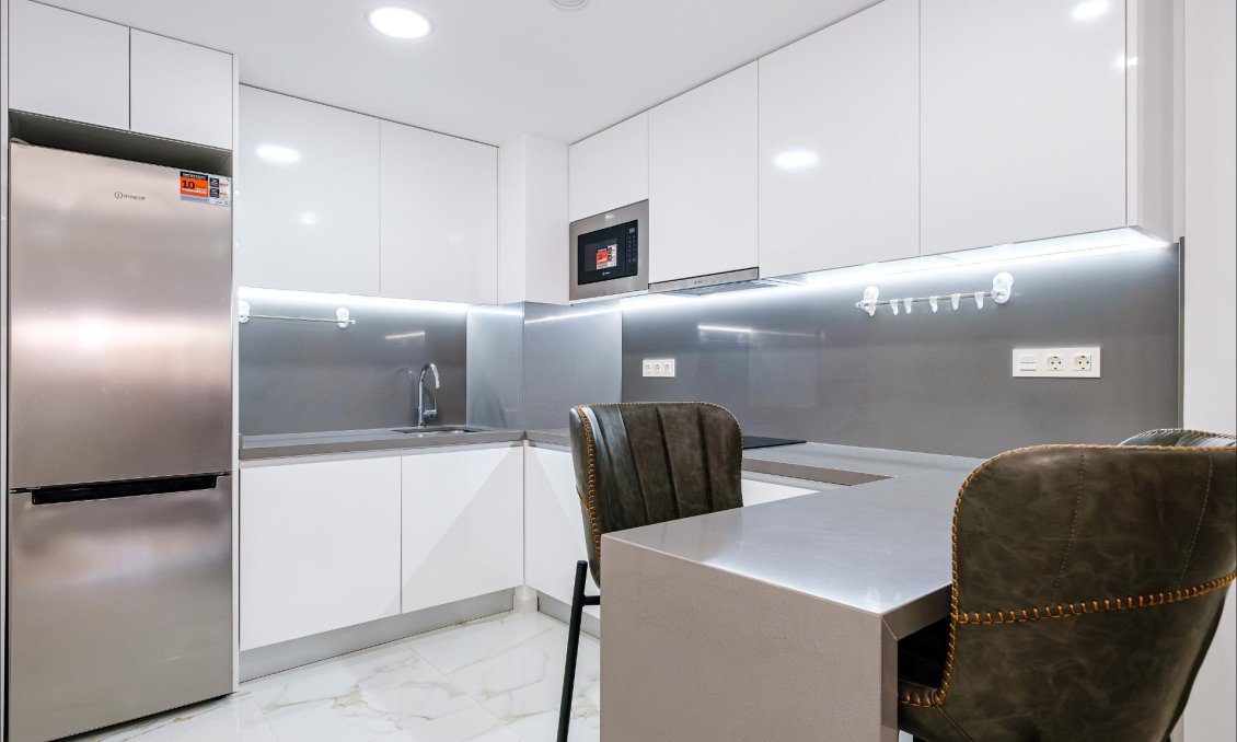 Használt Ingatlanok - Apartman -
Torrevieja - Playa del Cura