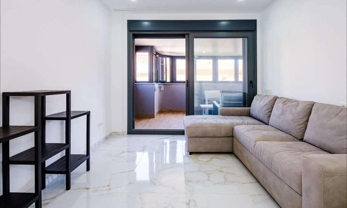 Használt Ingatlanok - Apartman -
Torrevieja - Playa del Cura