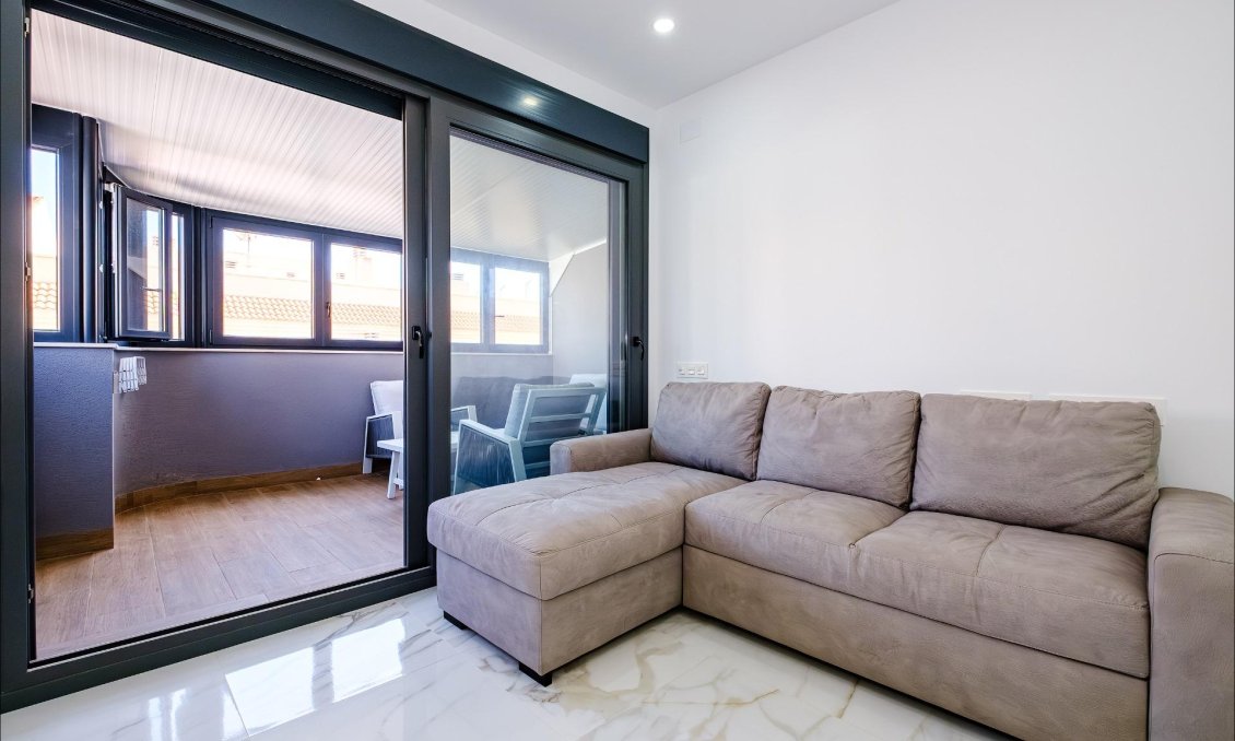 Használt Ingatlanok - Apartman -
Torrevieja - Playa del Cura