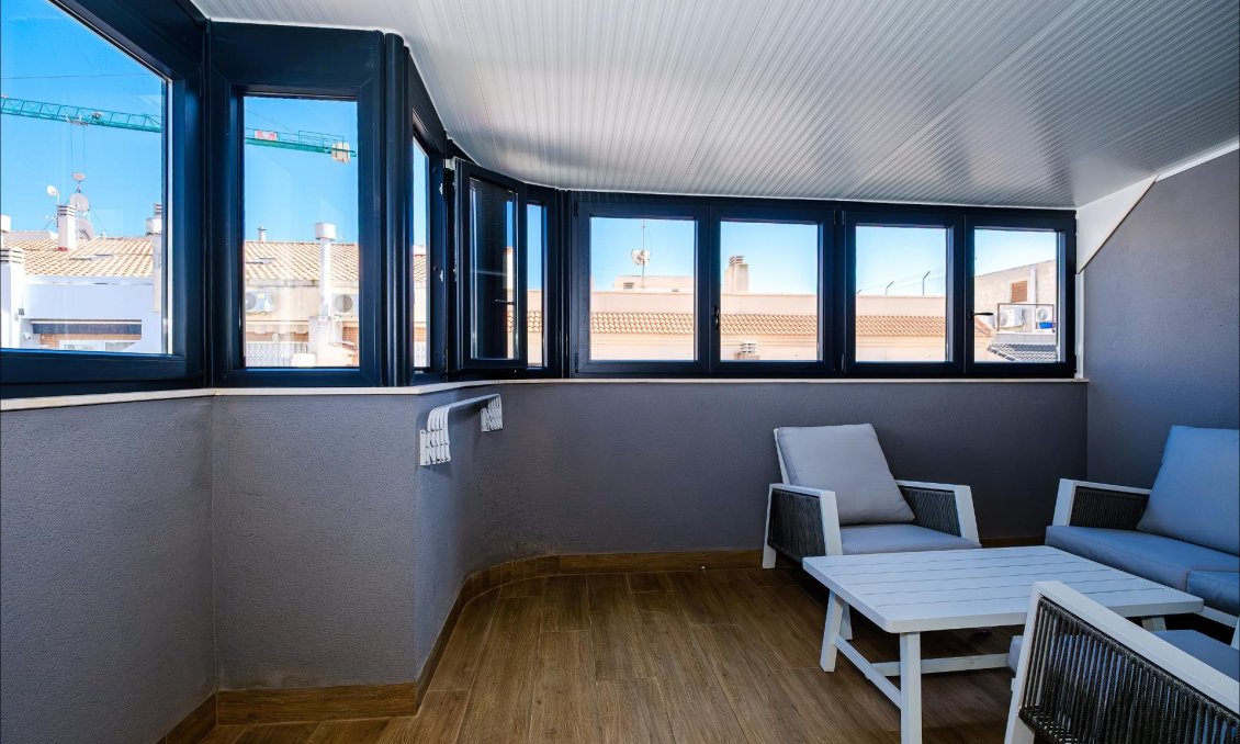 Használt Ingatlanok - Apartman -
Torrevieja - Playa del Cura