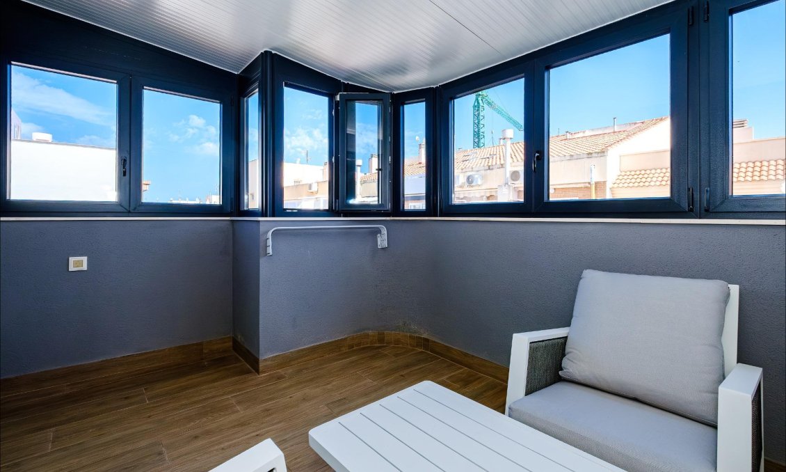 Használt Ingatlanok - Apartman -
Torrevieja - Playa del Cura