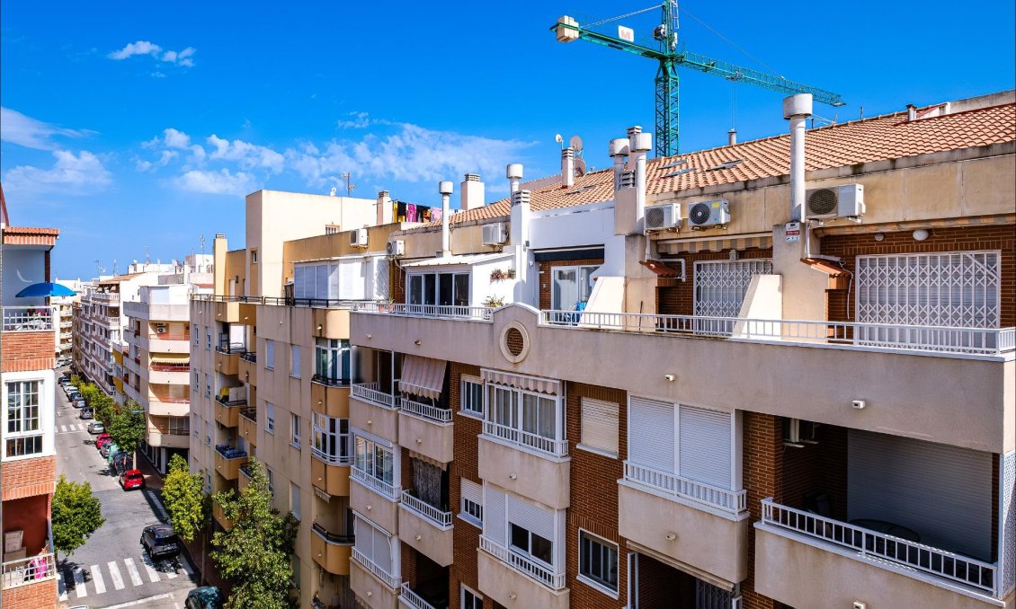 Használt Ingatlanok - Apartman -
Torrevieja - Playa del Cura