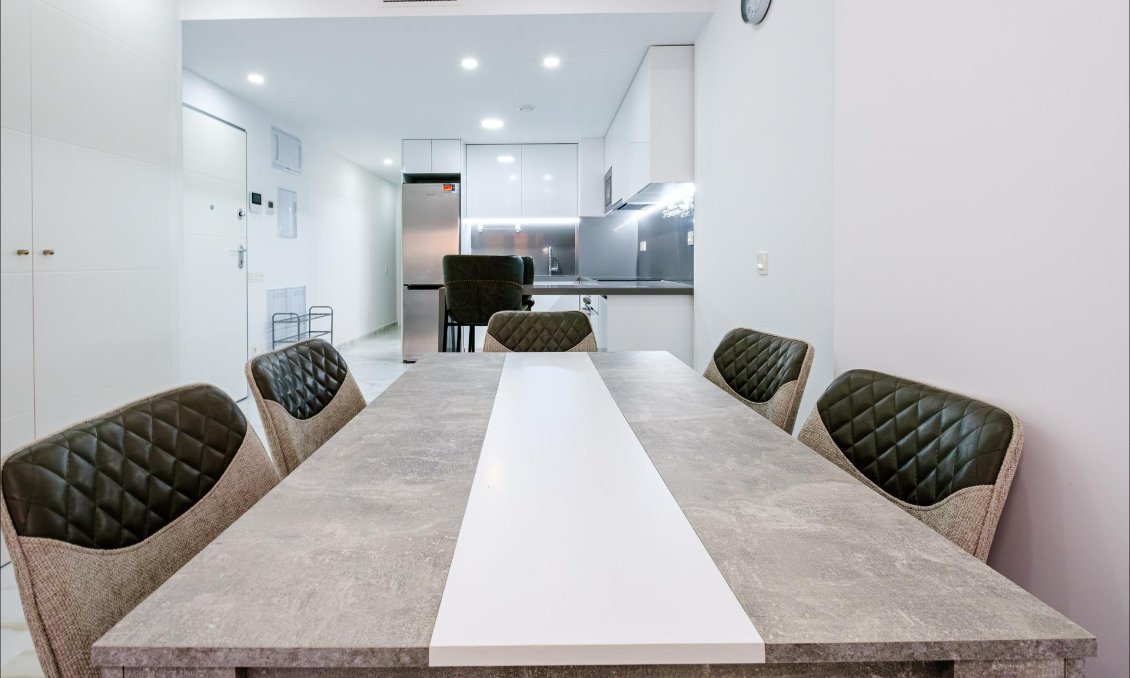 Használt Ingatlanok - Apartman -
Torrevieja - Playa del Cura