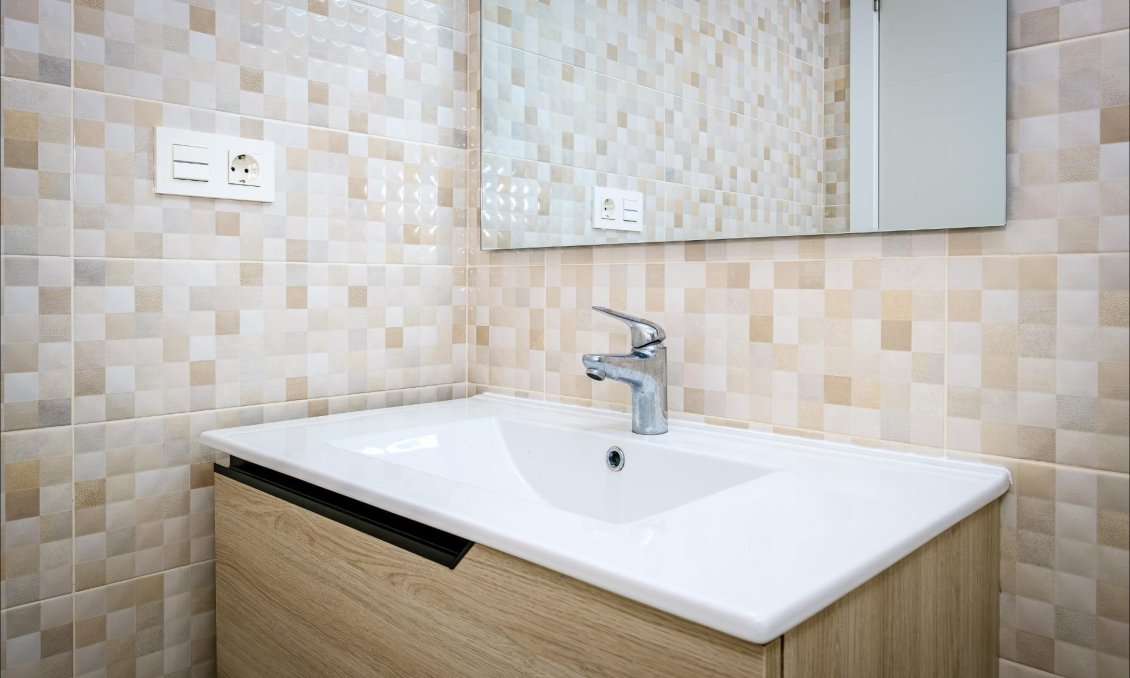 Használt Ingatlanok - Apartman -
Torrevieja - Playa del Cura