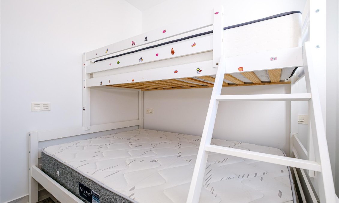 Használt Ingatlanok - Apartman -
Torrevieja - Playa del Cura