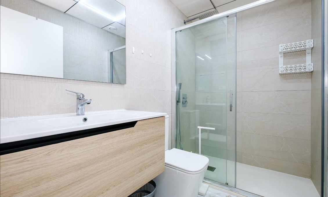 Használt Ingatlanok - Apartman -
Torrevieja - Playa del Cura