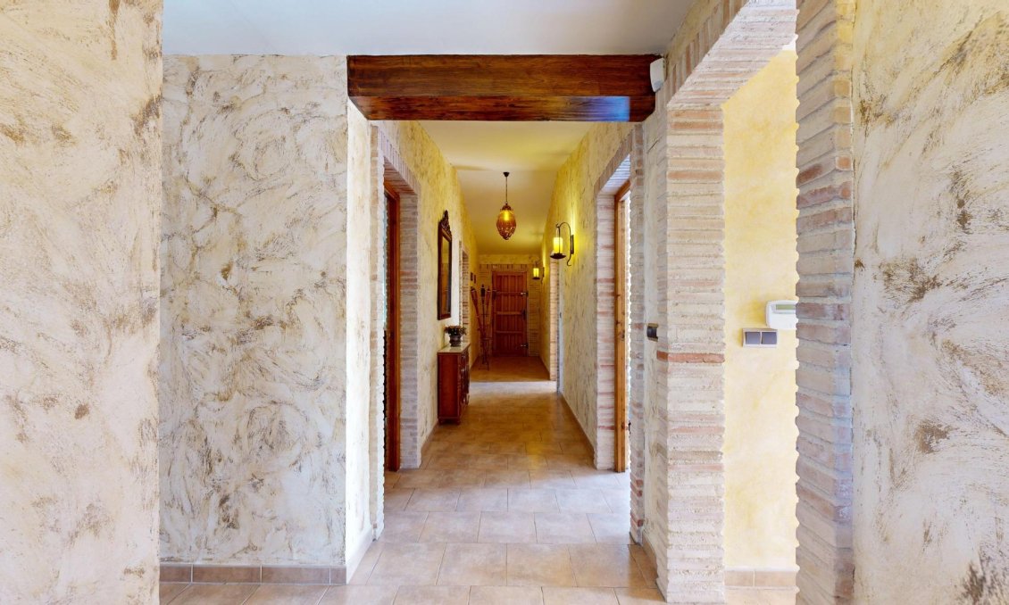 Revânzare - Vilă -
Orihuela