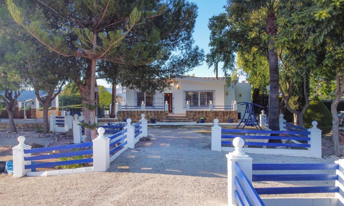 Revânzare - Vilă -
Orihuela