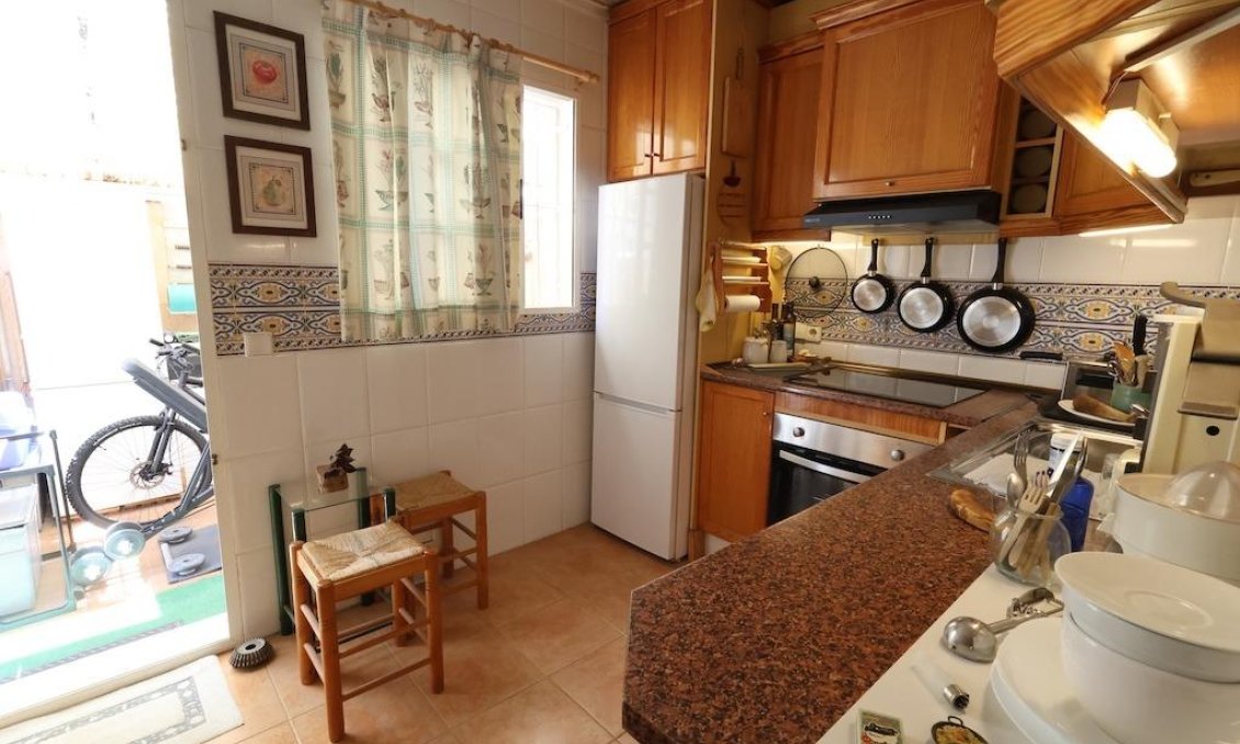 Wiederverkauf - Villa -
Torrevieja - Costa Blanca