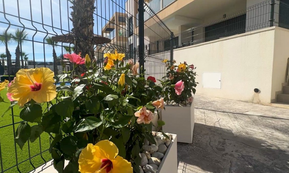 Resale - Apartment -
Orihuela Costa - Costa Blanca
