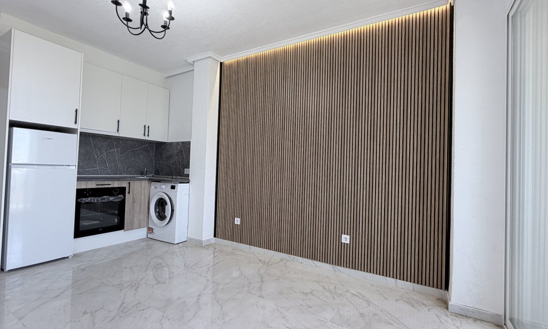 Resale - Apartment -
Torrevieja - Costa Blanca
