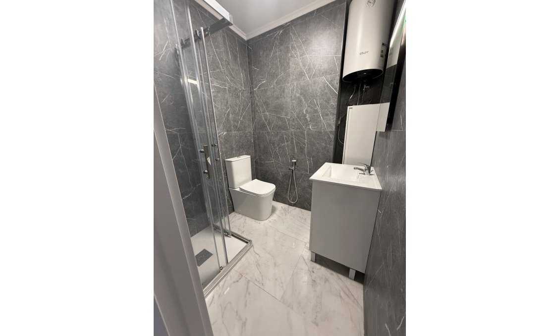 Resale - Apartment -
Torrevieja - Costa Blanca