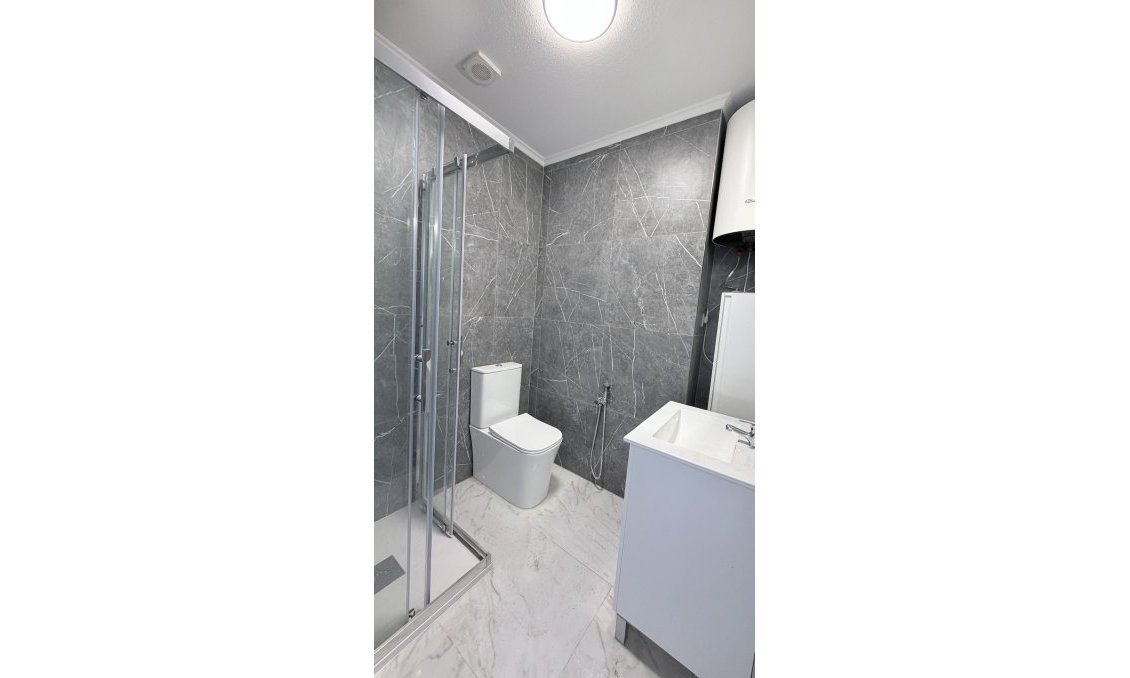 Resale - Apartment -
Torrevieja - Costa Blanca