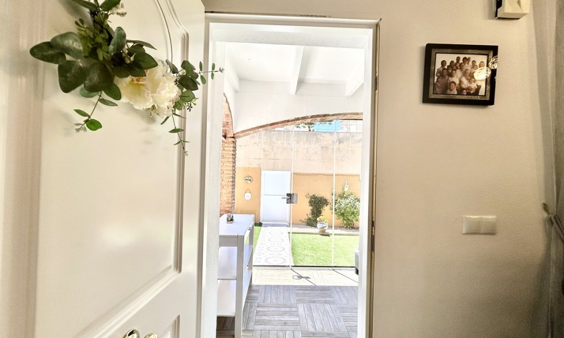 Wiederverkauf - Villa -
Los Balcones - Costa Blanca