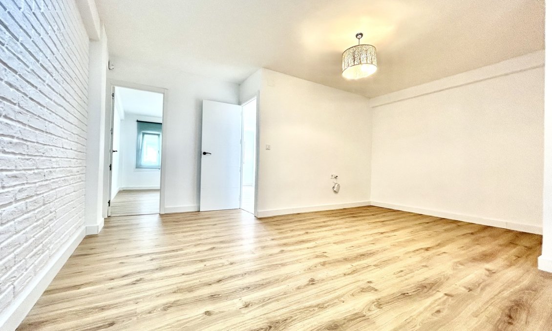 Wiederverkauf - Wohnung -
Torrevieja - Costa Blanca