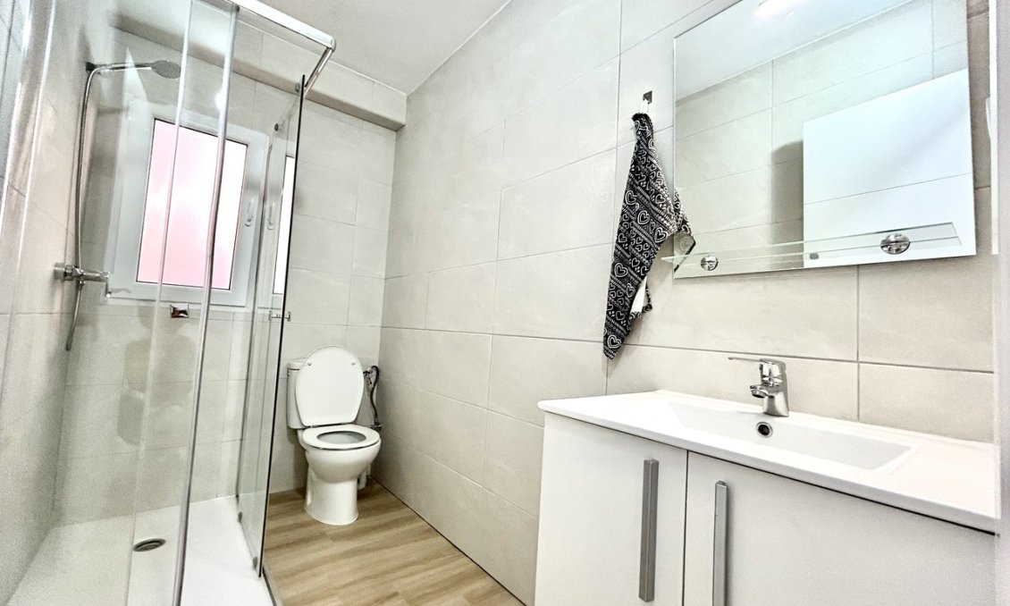 Wiederverkauf - Wohnung -
Torrevieja - Costa Blanca
