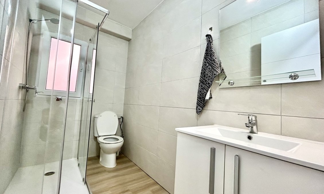 Wiederverkauf - Wohnung -
Torrevieja - Costa Blanca