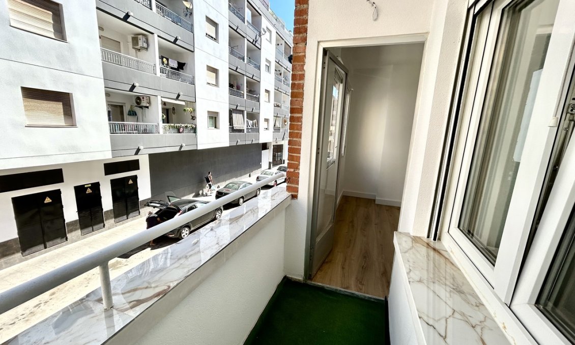 Wiederverkauf - Wohnung -
Torrevieja - Costa Blanca